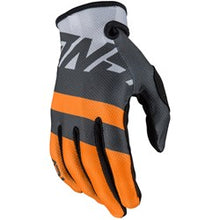 Load image into Gallery viewer, ANSWER AR1 VOYD YOUTH GLOVE CHARCOAL-ORANGE-GRAY