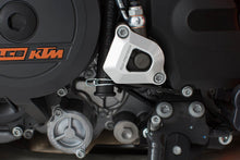 Load image into Gallery viewer, SW MOTECH Clutch slave cylinder guard KTM 1290 Super Adventure S KTM Adv. (16-20)